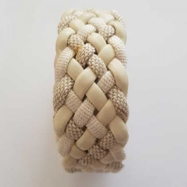 0.94 m&egrave;tre cuir tress&eacute; n&deg;40 30 mm