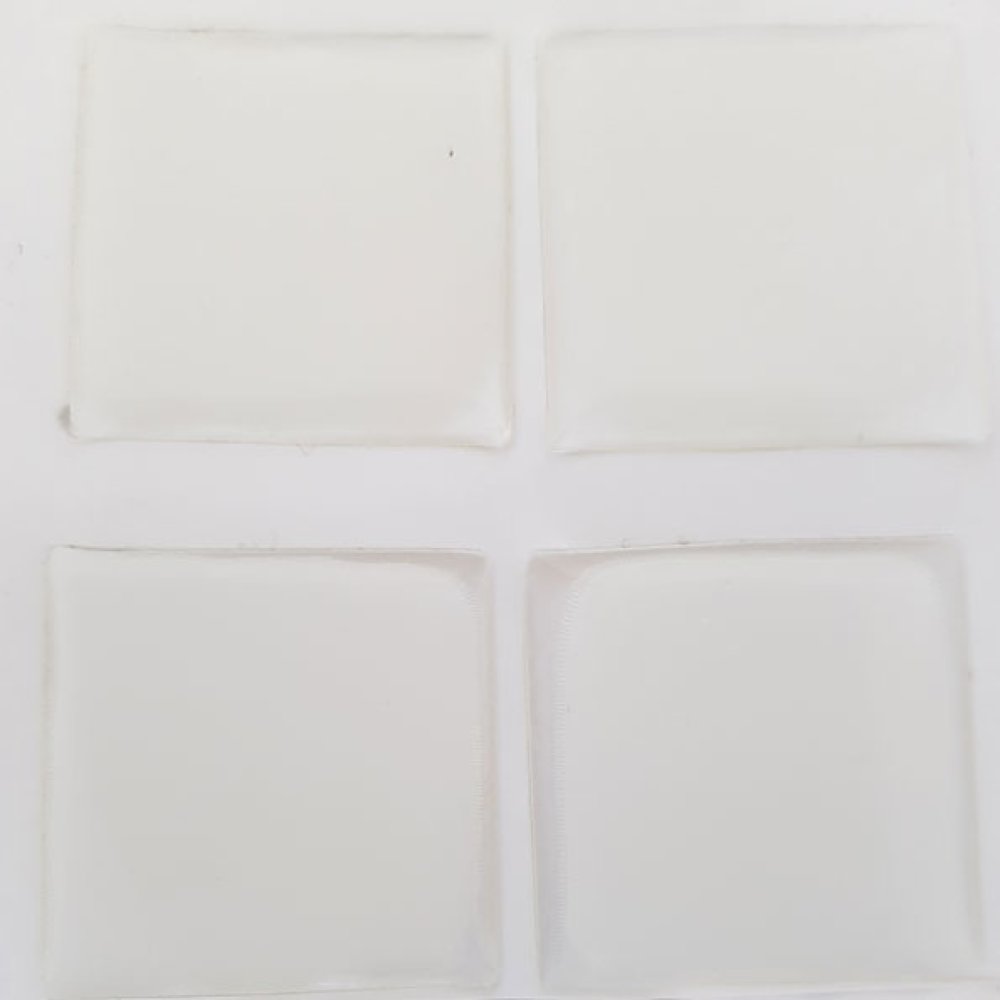 4 cabochon in resina autoadesiva 20 x 20 mm Trasparente