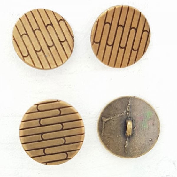 Bottone d'oro 21 mm N&deg;17 rotondo