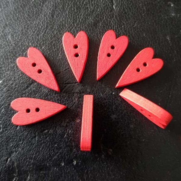 Pulsante a cuore in legno rosso N&deg;02-06