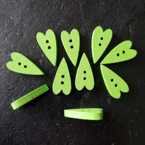 Pulsante in legno, cuore verde N&deg;02-05