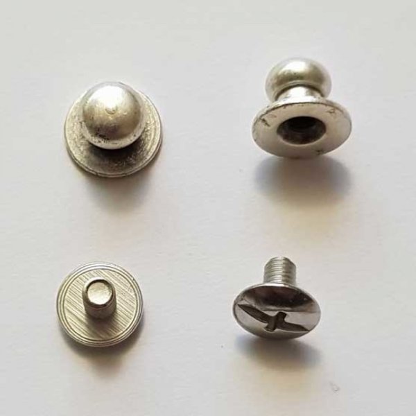 Bouton de col &agrave; visser 7 mm Argent en Zamak Plaqu&eacute; Argent a vis