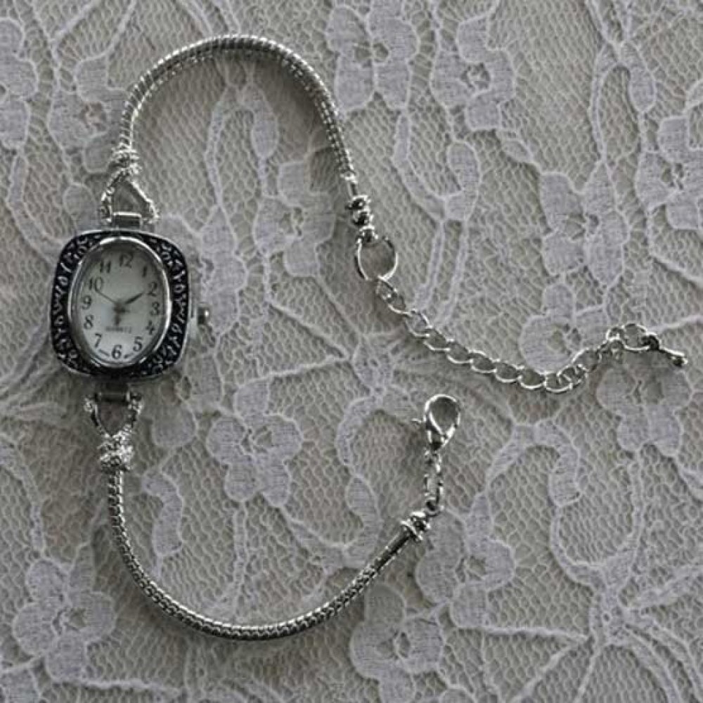 Orologio in stile europeo Bracciale a catena con chiusura a moschettone 8,5 X 9,5 Cm