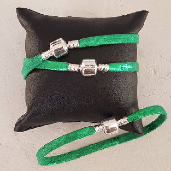 Bracciale europeo a clip liscio Uni 04 DA 15 A 23 CM Lam&eacute;