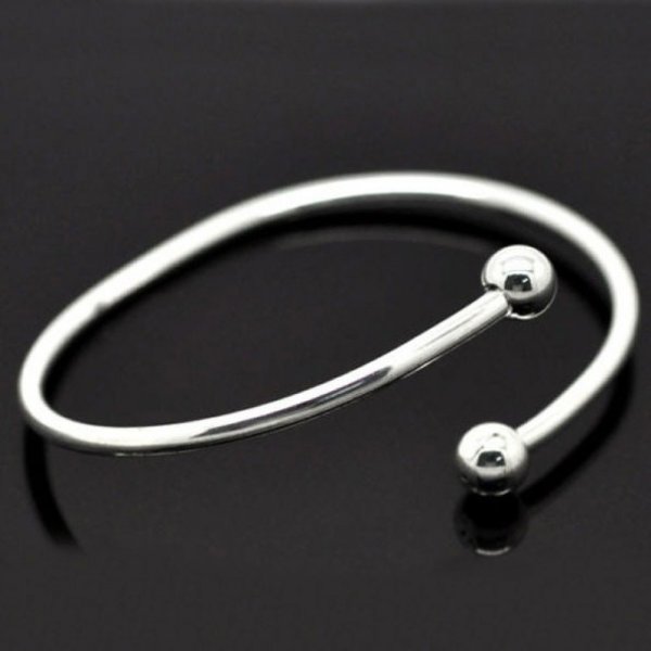 Bracciale rigido europeo