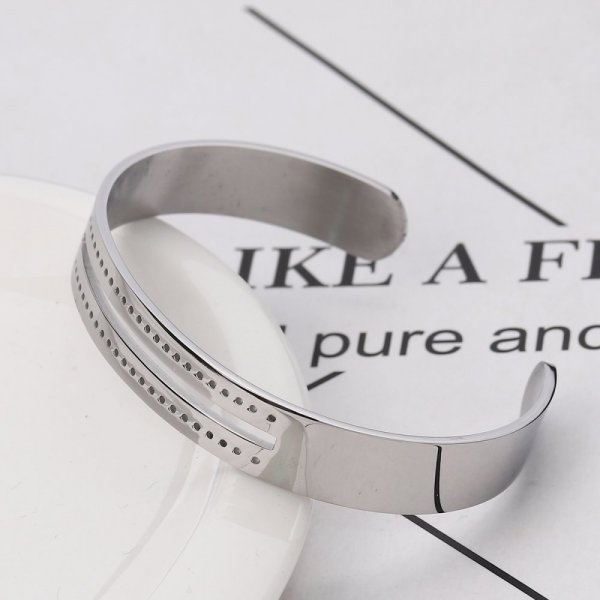 Bracciale semi aperto in acciaio inossidabile 10 mm N&deg;07