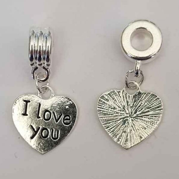 Ciondolo a cuore N&deg;06