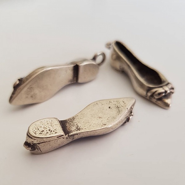 Charm per scarpe N&deg;32 in zama