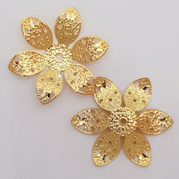 Charm a fiore in metallo N&deg;058 Oro