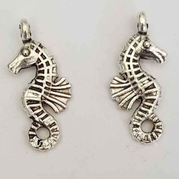 Ciondolo cavalluccio marino N&deg;02