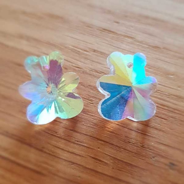 Ciondolo a forma di orso in vetro sfaccettato N&deg;03-01