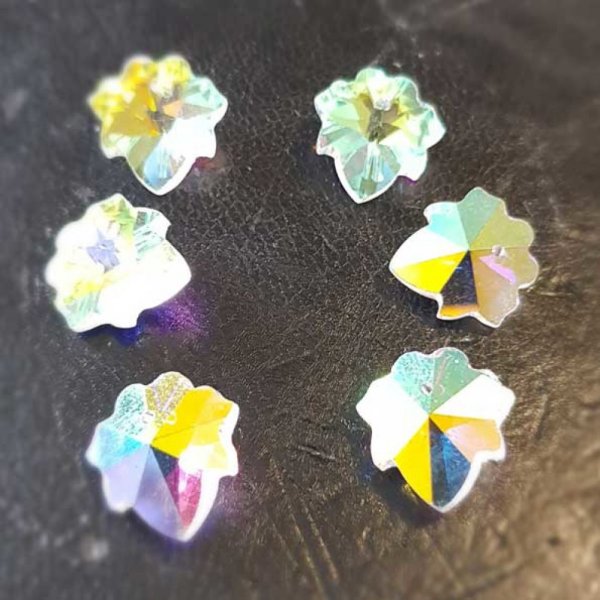 Ciondolo a forma di fiore in vetro sfaccettato N&deg;03-01