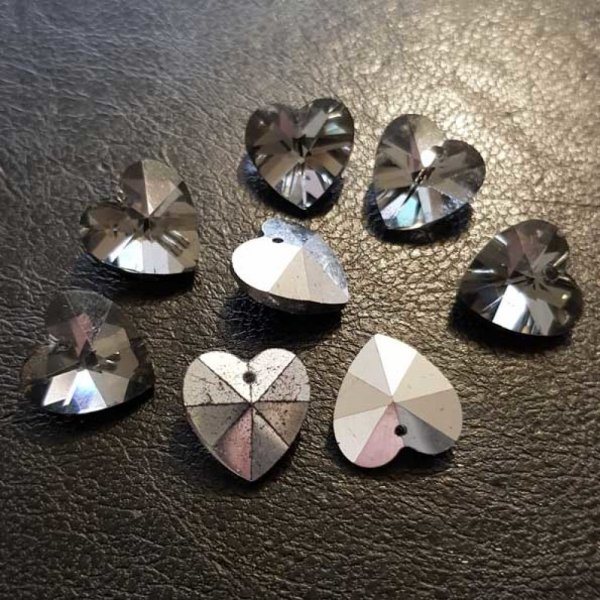 Ciondolo a cuore in vetro sfaccettato N&deg;01-02