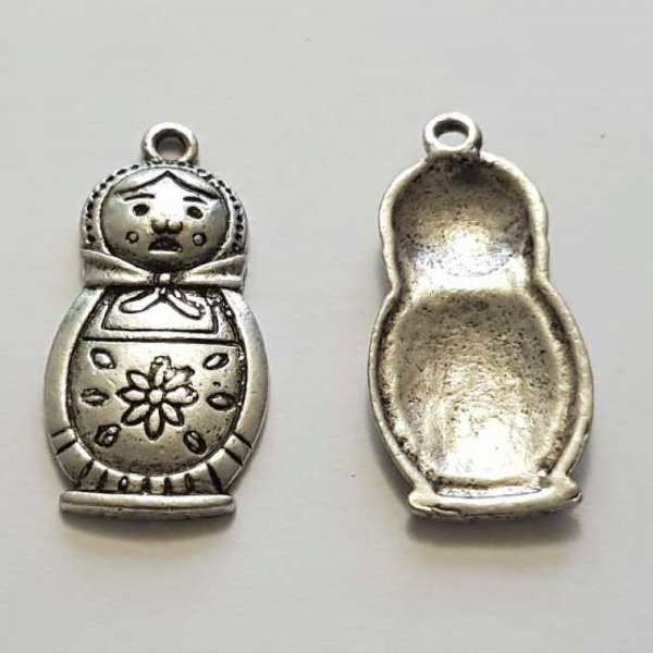 Breloque Poup&eacute;e Russe N&deg;02 36 mm