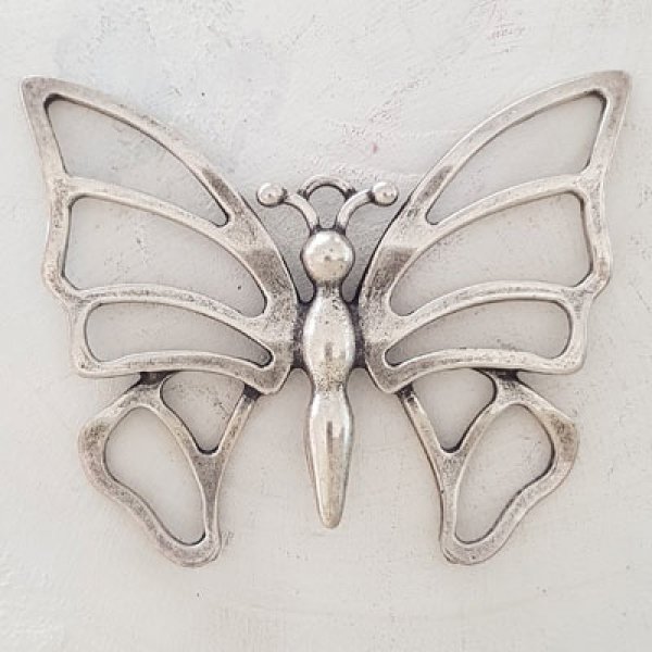 Ciondolo a farfalla N&deg;16