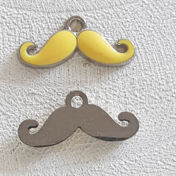 Breloque pendentif Moustache N&deg;20 Jaune