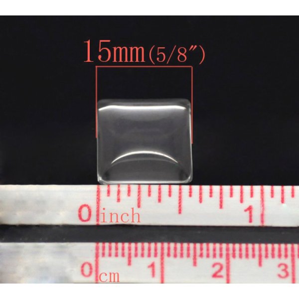 Cabochon quadrato 15 x 15 mm in vetro trasparente con bava N&deg;26