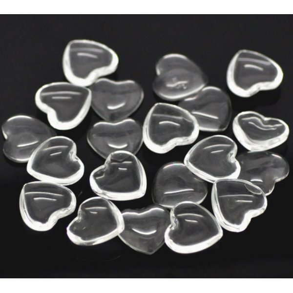 Cuore cabochon 14 x 15 mm in vetro trasparente con bava N&deg;22