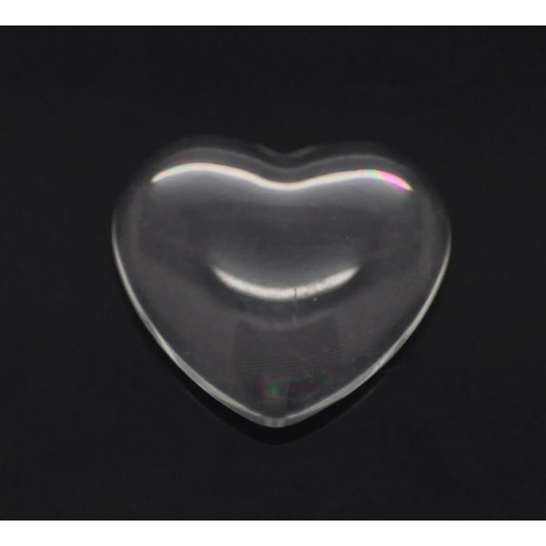 Cuore cabochon 14 x 15 mm in vetro trasparente con bava N&deg;22