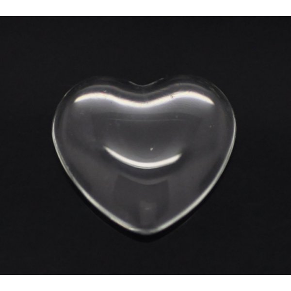 Cuore cabochon 17 x 18 mm in vetro trasparente con bava N&deg;23