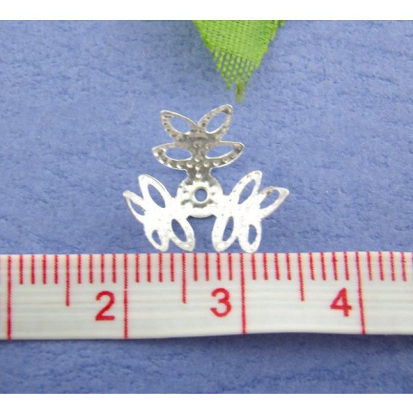 Ciotola in lega con fiori d'argento filigranati x 300