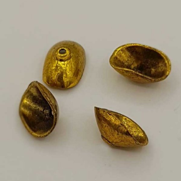 Tazza a calotta N&deg;08