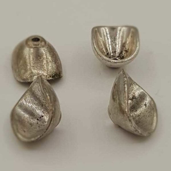 Tazza a calotta N&deg;08