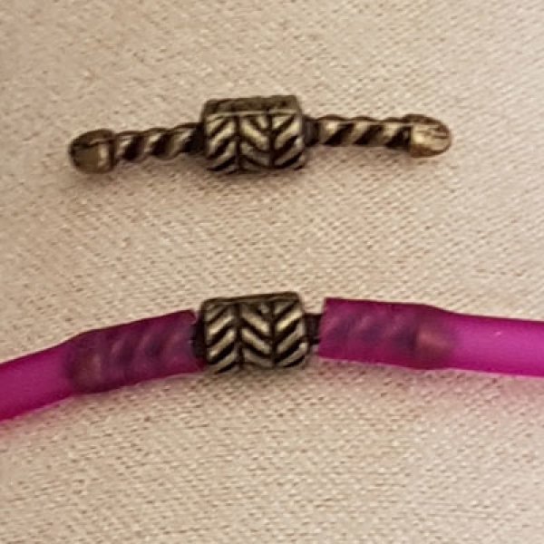 Chiusura con cordoncino in Pvc cavo da 3 mm