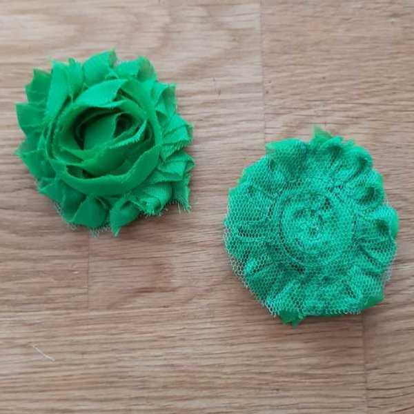 Fiore di tessuto sfrangiato n. 24