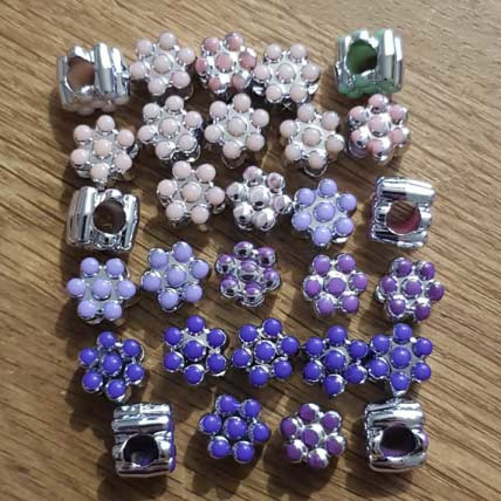 Lot de 25 Perles fleurs N°06