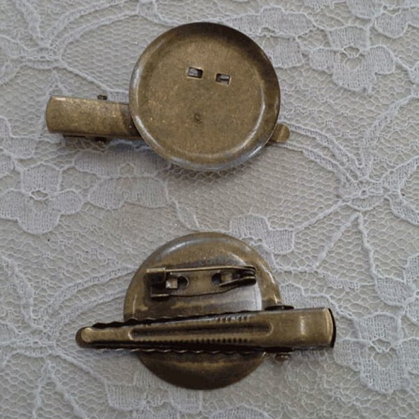 Set di 5 porta-spilli a vaschetta - colore bronzo 48 mm x 8 mm.