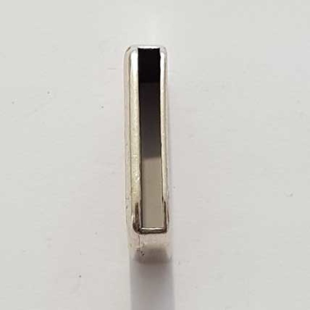 Passant 25 mm en Zamak Lettre D  Argent