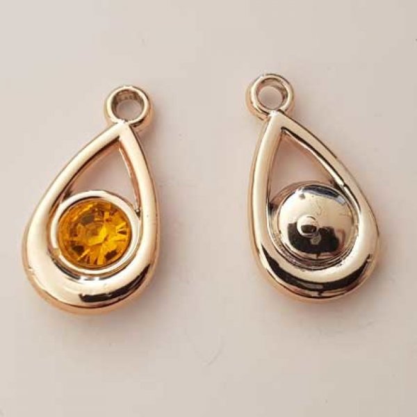 Pendentif en plastique et strass acrylique goute N&deg;05 orange