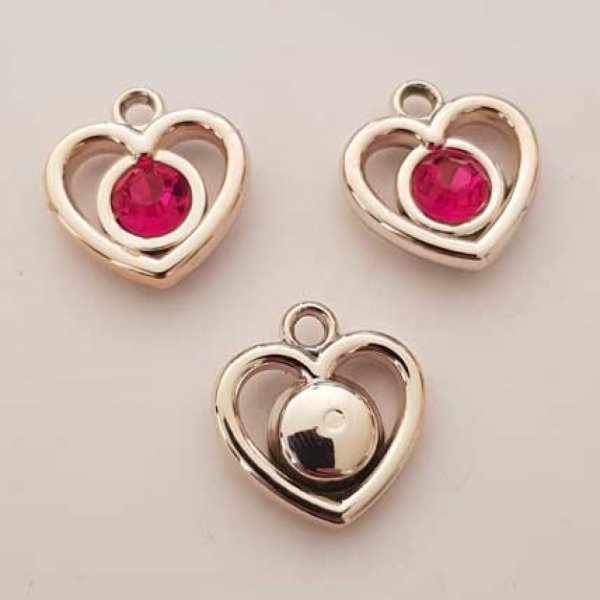 Pendentif en plastique et strass acrylique c&oelig;ur N&deg;01 Fushia