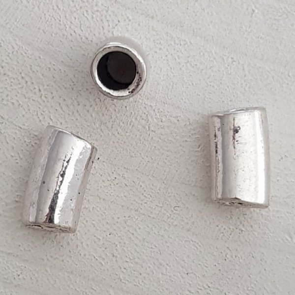 Perla tubolare d'argento N&deg;01