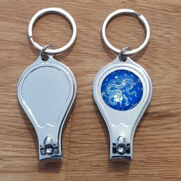 Porte cl&eacute; d&eacute;capsuleur - coupe ongles N&deg;01 x 10 pi&egrave;ces