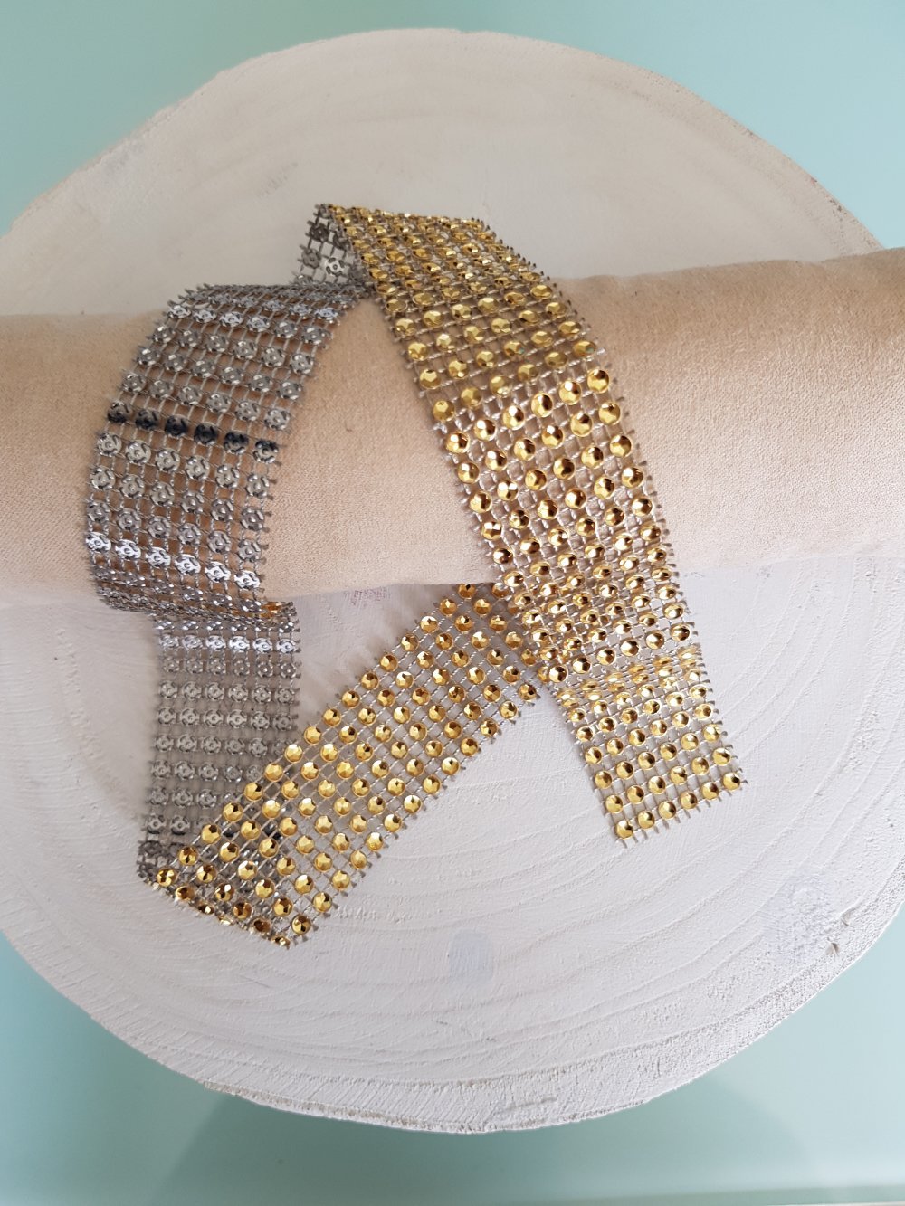 Nastro Strass N°05 Oro per 0,50 cm.