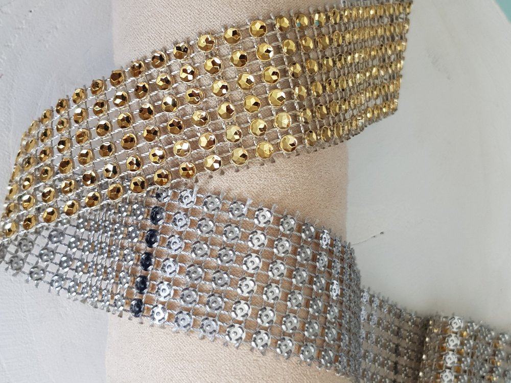 Nastro Strass N°05 Oro per 0,50 cm.