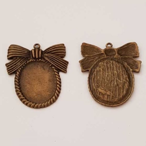 Support cabochon Ovale de 29 X 22 mm Bronze N&deg;05