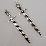 Charm Spada Ascia da guerra N°02 Argento