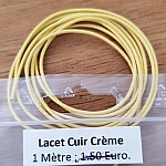 1 metro di corda rotonda in pelle liscia Crema 1 mm