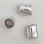 Perla tubolare d'argento N°02