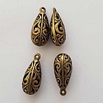 Ciondolo a goccia traforato N°03-01