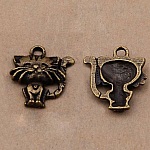 set di 5 ciondoli a forma di gatto in metallo bronzato-No. 01 Cat Pendant 