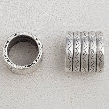 Perla tubolare d'argento N°08