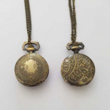 Divers 01 Orologio a soffietto in bronzo antico con catena