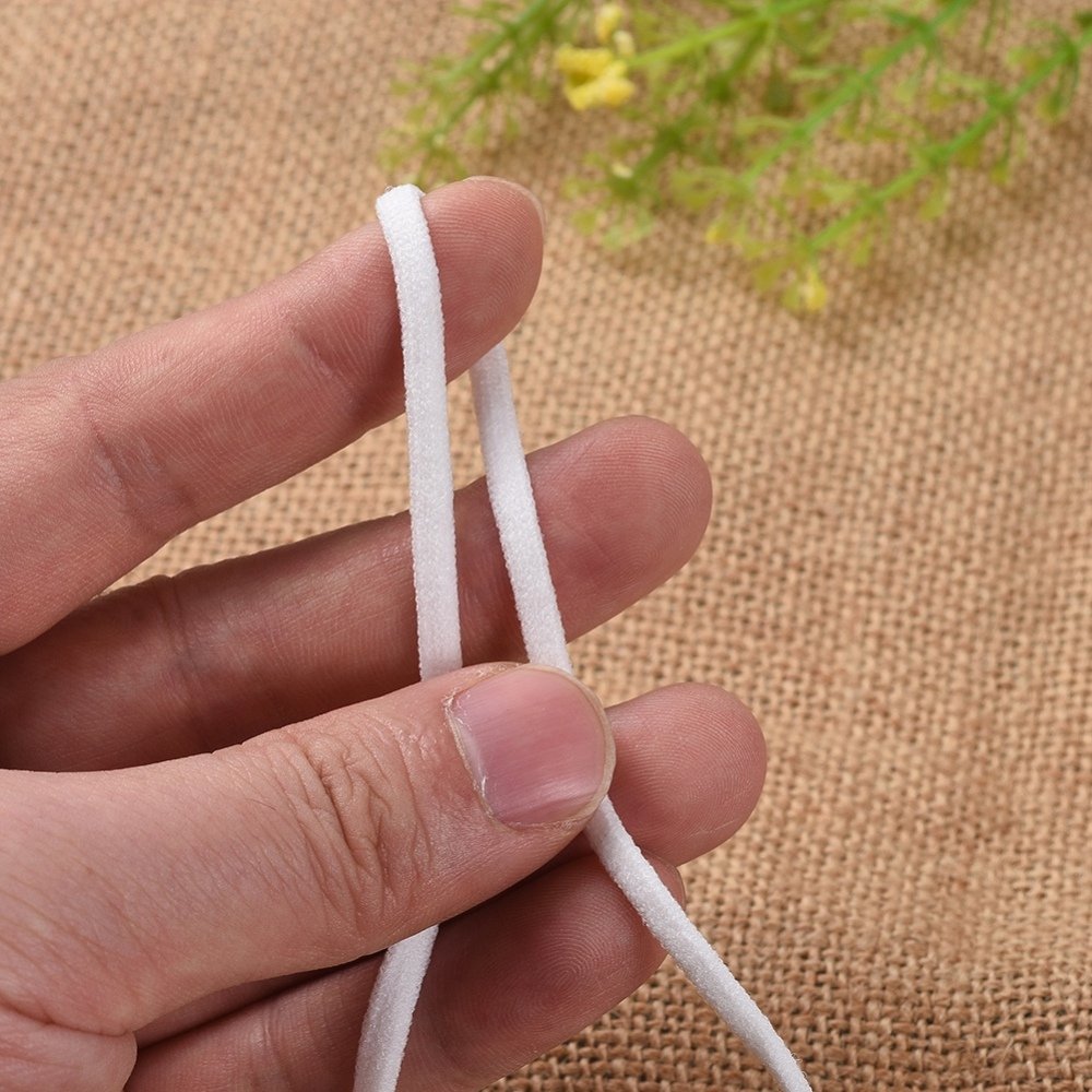 Elastico piatto in poliestere da 4 mm bianco a 10 cm