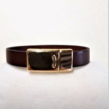 Bracciale in pelle di vacchetta marrone con chiusura magnetica