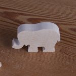 Statuetta di elefante in miniatura in legno massiccio per decorare i mestieri artigianali 