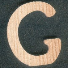 Lettera G in legno di frassino altezza 5 cm spessore 5 mm